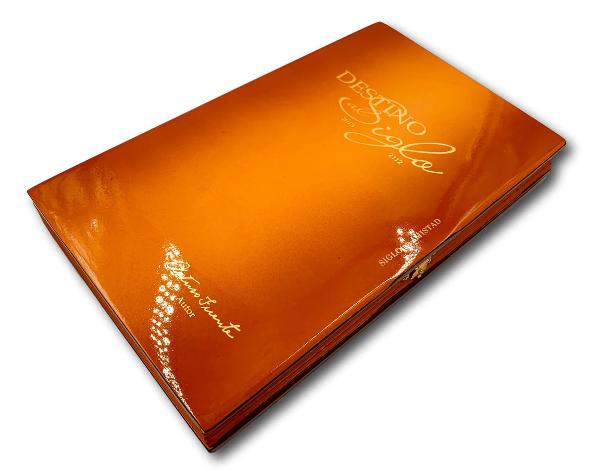 Don Arturo Destino al Siglo de Amistad